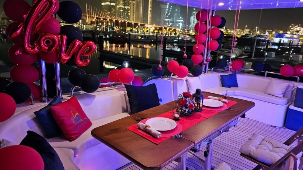 Surprise proposal yacht Dubai