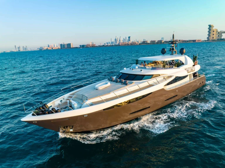 Why Super Yachts Are the Perfect Venue for Elite Events in Dubai
