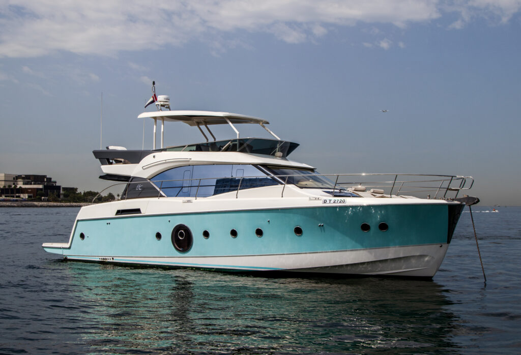 Luxury Yacht Rentals Dubai
